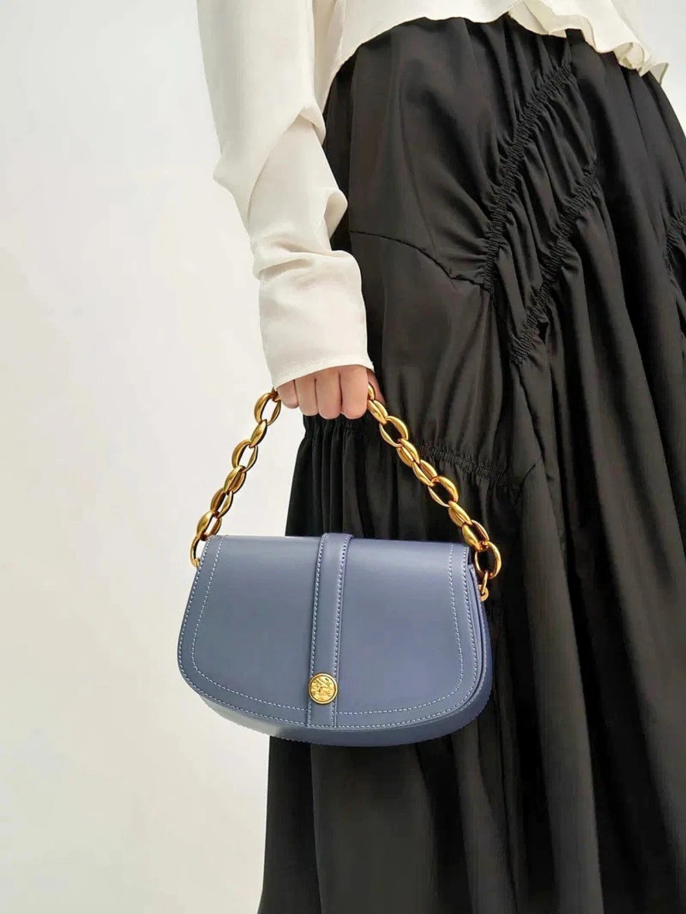 Charles & Keith Becca Chunky Chain-Link Saddle Bag Blue Like New